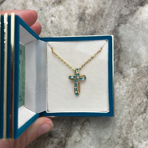 December Birthstone Blue Zircon Cross Necklace Velvet Gift Box - Picture 10 of 10